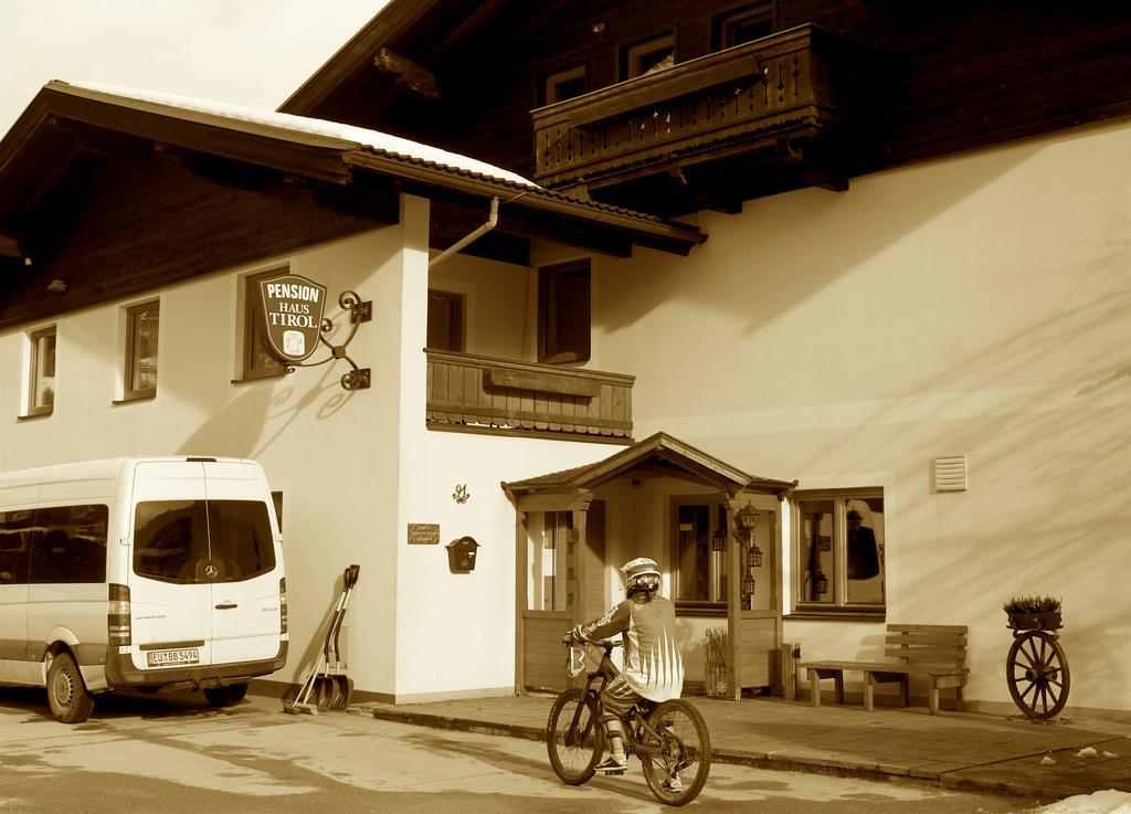 Haus Tirol Bed and Breakfast Leogang Εξωτερικό φωτογραφία